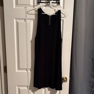 Black Sleeveless Dress